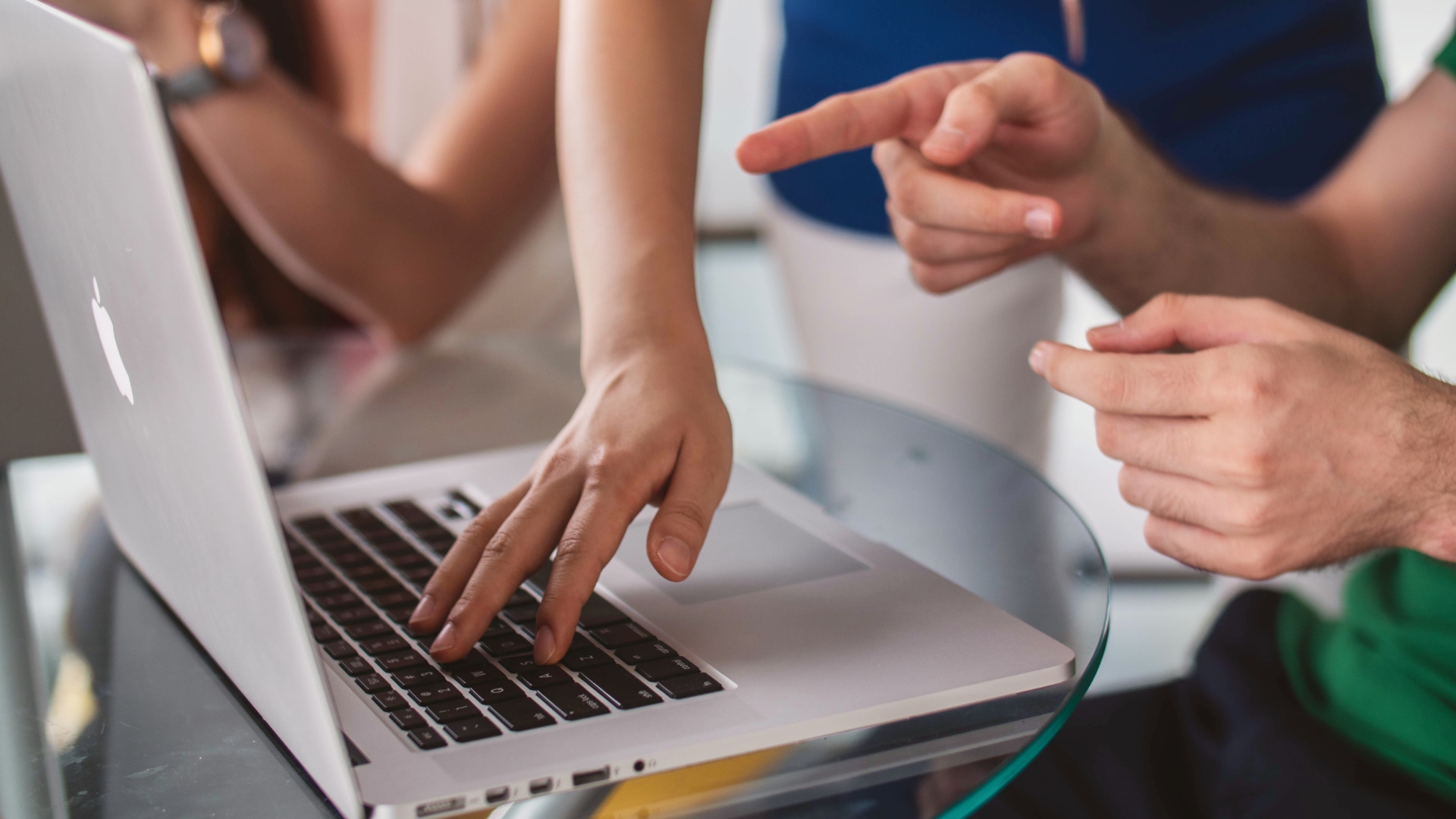 행사 일주일 전! 급하게 제작 가능한 굿즈 리스트와 빠른 납기 노하우