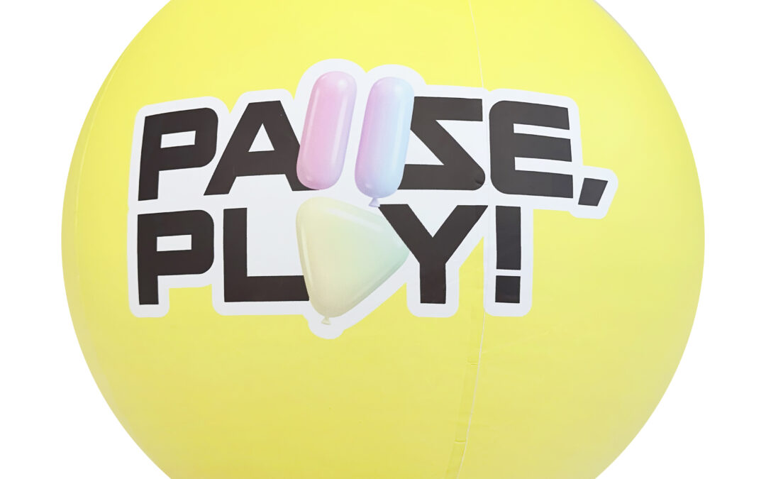 PAUSE PLAY 대형 풍선 제작 사례 :: 파스텔 포토존 조형물